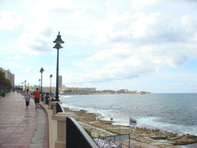 Malta_beach_line
